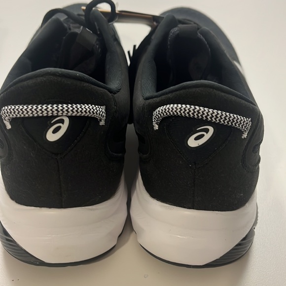 ASICS black tennis shoes new with tags - Picture 7 of 8